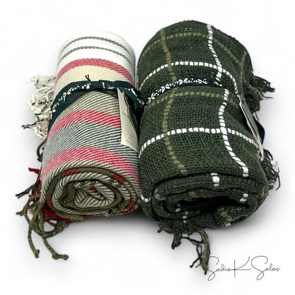 Hearth & Hand Magnolia Plaid Woven Throw Blanket Green - Christmas 2024 - Picture 5 of 5